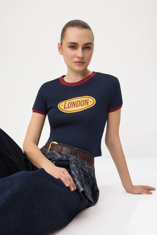 Majice TWOSS26TS00268 - teget [djesi-src-f47c637b90ff3d2fb98bf80aee9b66bbb015eb99b2a8c615694d7d6e92a147f3]