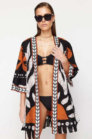 Kimono TBESS23KM00035 - Šareno [djesi-src-fc7b36c1a74d9f1db97faaa511a9660cd679e2bd375aa63f55587a7f7be70628]
