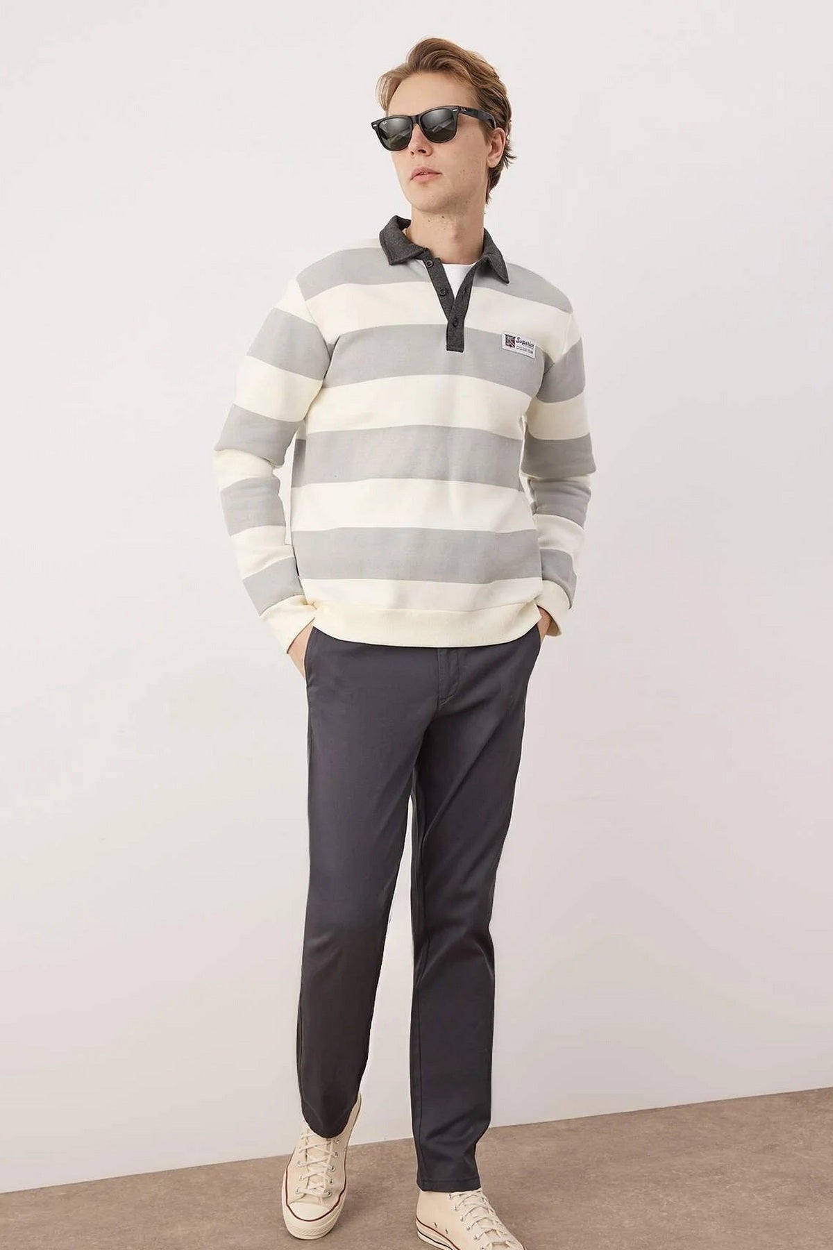 Pantalone TMNAW26PL00031 - siva 2 [djesi-src-b9cb4caf608e6ea744cd53d3e43cc1aee6189deede50b2be3bb2218e117d892a]