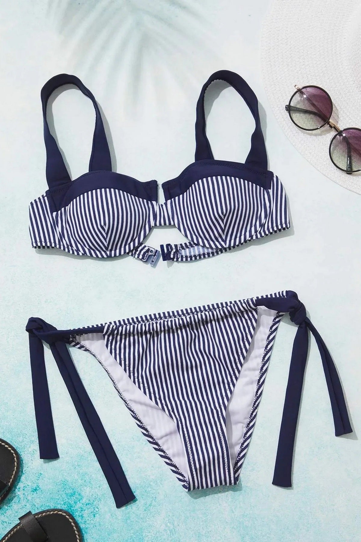 Donji dio bikinija TBESS25BA00050 - Šareno [djesi-src-fafcebccd220b6990a97c219174e9e26a16f3d42883d3dc7b1d57e3b14112c6d]