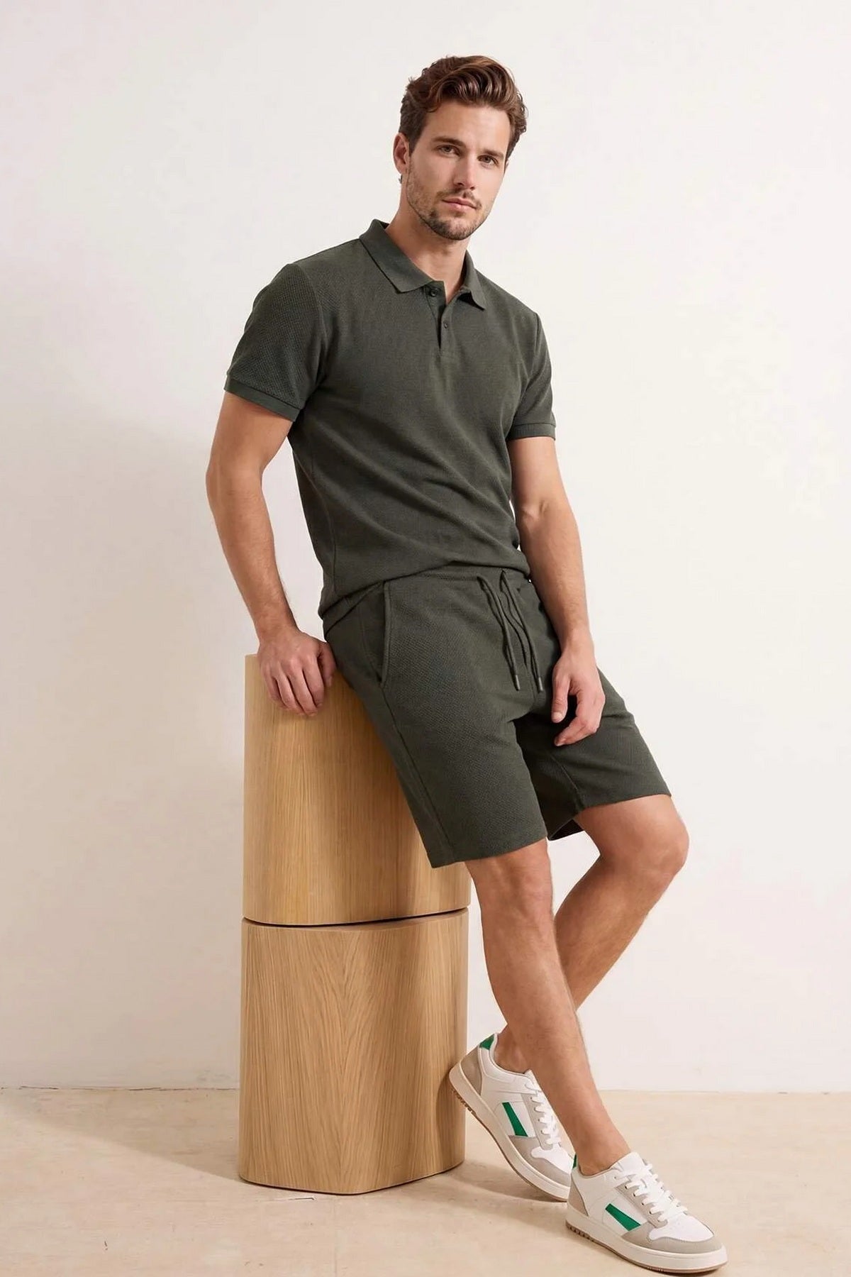 Trenerka TMNSS26EM00004 - khaki [djesi-src-d59d0f187b5cd0cb7b8b4de52eafd751092e130fbd44b42230c0b614f7bf7ae8]