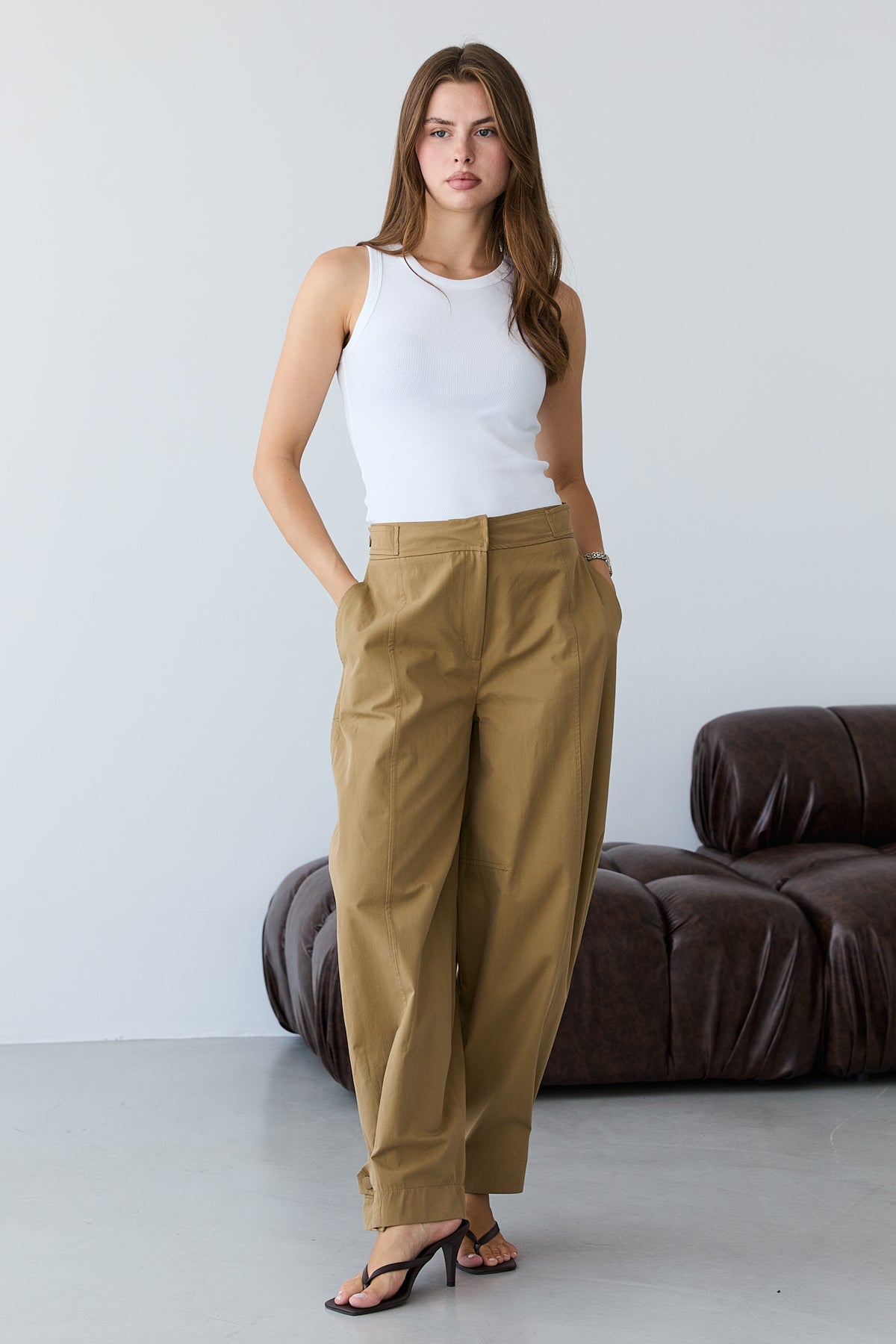 Pantalone TWOAW27PL00046 - bež [djesi-src-c81c5e833d189065f4982cb6ab7b352e0b1e5e16c57ffcac87f57cb40e6bd5dc]