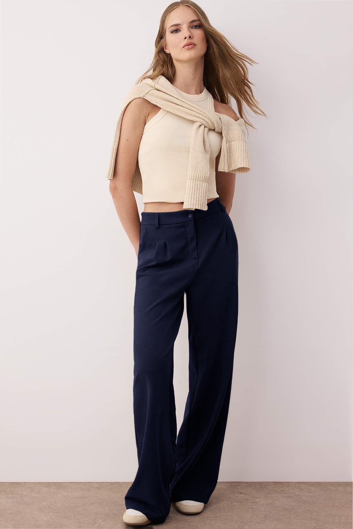 Pantalone TWOAW25PL00109 - teget [djesi-src-1334af15d07ec4f2c51cfb73f433342a64dd088b552711c597e05b9e9c0be73d]