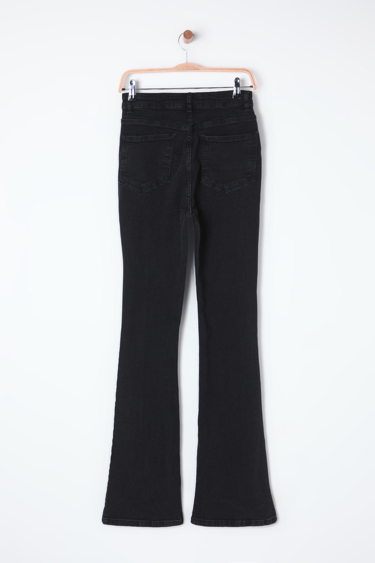 Farmerke TWOSS25JE00109 - crna