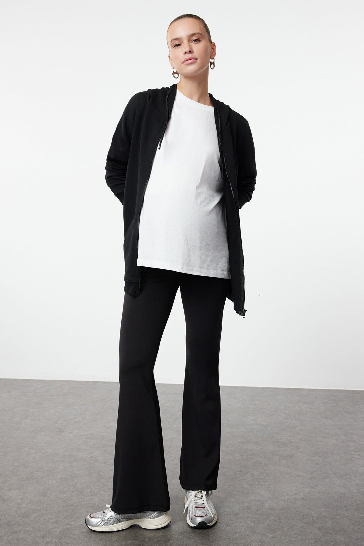 Helanke TBBAW25BV00001 - crna [djesi-src-a0cd21117d1582daf0bdedf1514314c656673770cecf78d2a6b2187719ec6196]