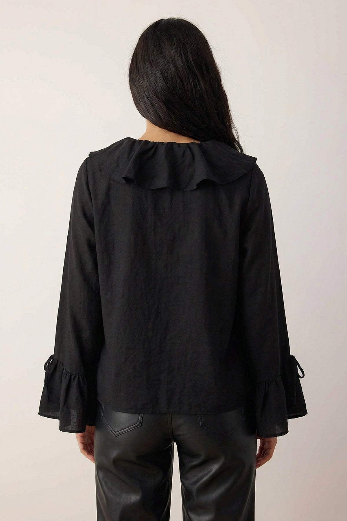 Bluze TWOAW26BZ00290 - crna