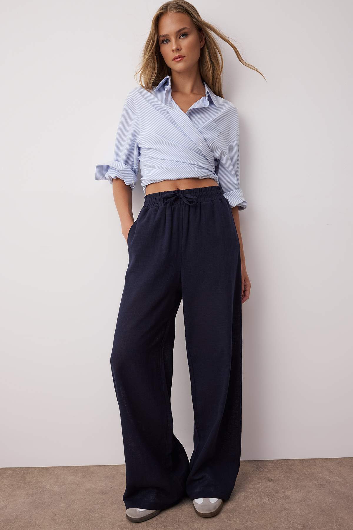 Pantalone TWOSS25PL00121 - teget [djesi-src-f15b4a1270cec251dd60489b1b56d86c1d4e9cbe9ce8f30b816715652ccfd6c9]