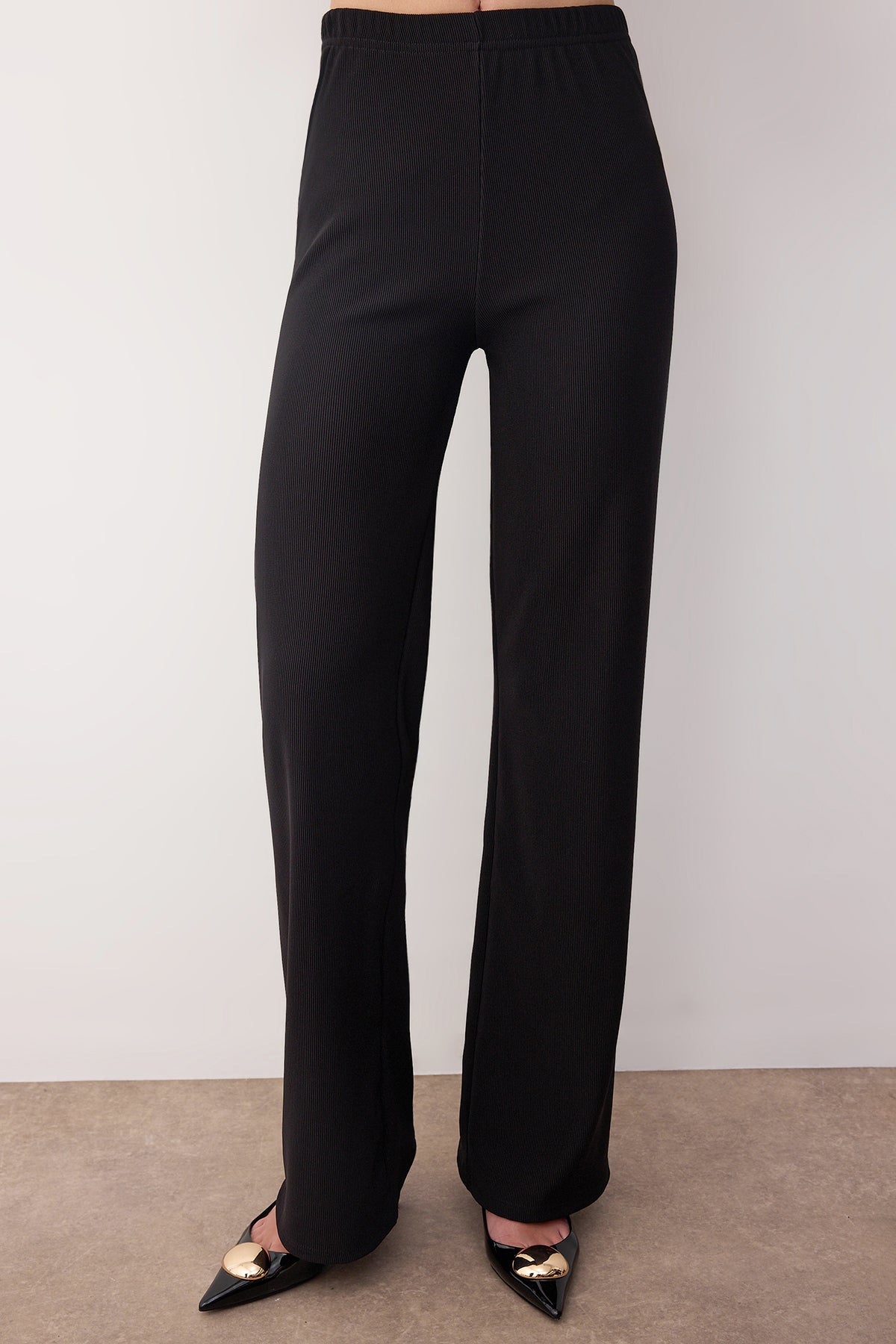 Pantalone TWOAW26AU00083 - crna