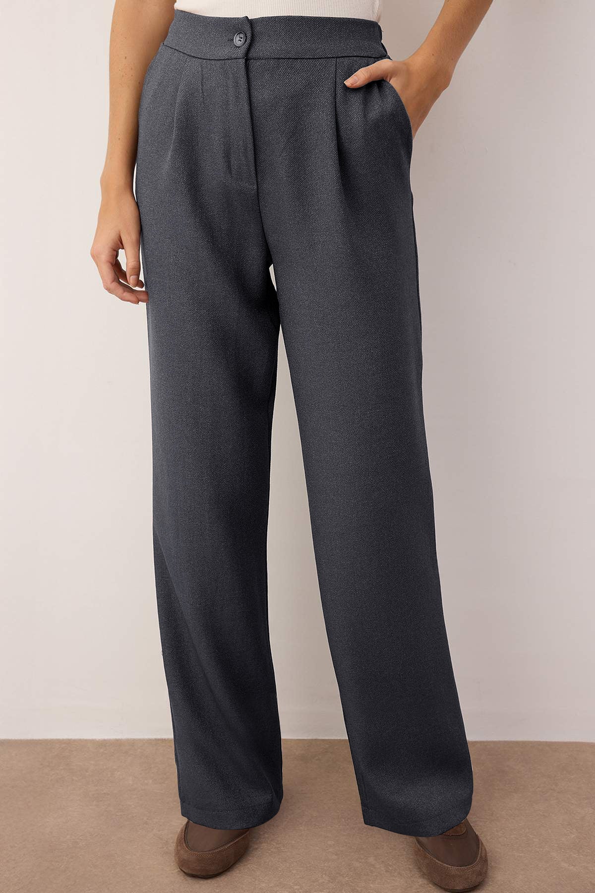 Pantalone TWOAW22PL0321 - siva [djesi-src-611a7ecccafe2a21a42ff8248e8d6bc35f011017f62556419696b13859d7815a]