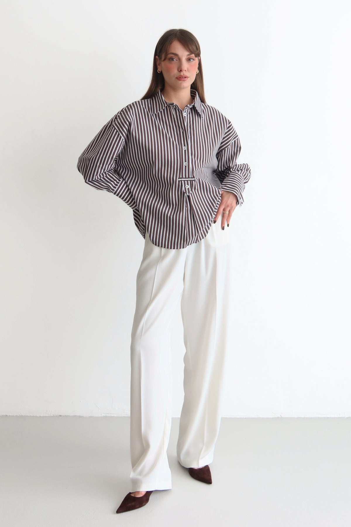 Pantalone TWOAW26PL00161 - bijela [djesi-src-82cb3e25ee79f9431af04070c1d0ed70b7300a516615c70327799b70db4be1e1]