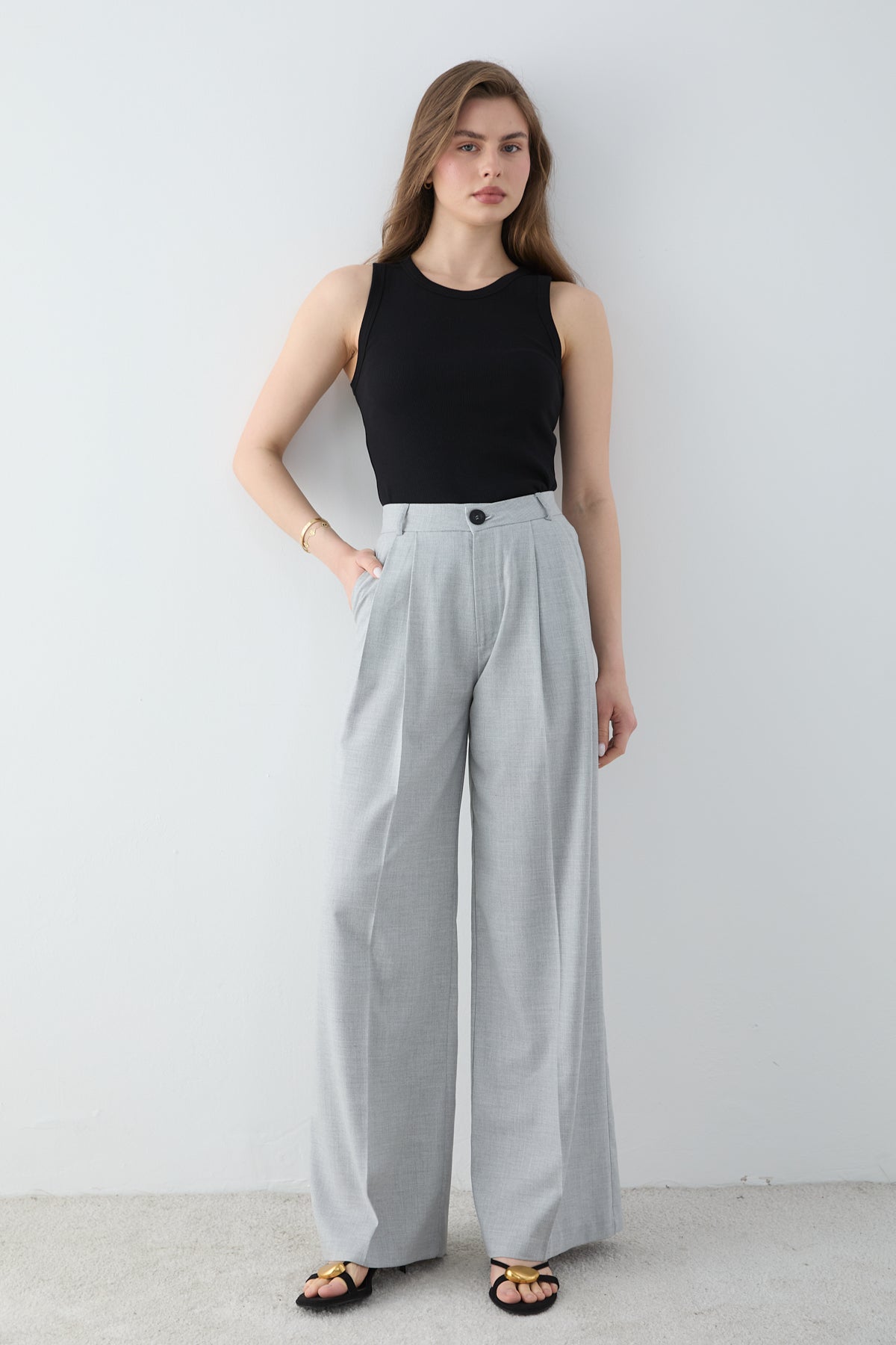 Pantalone TWOSS26PL00228 - siva [djesi-src-7e7bfc7f0e7b0ee2b8d2f56e6f587f8c8d8d9fb3f2b571e65df172ebff674cf4]