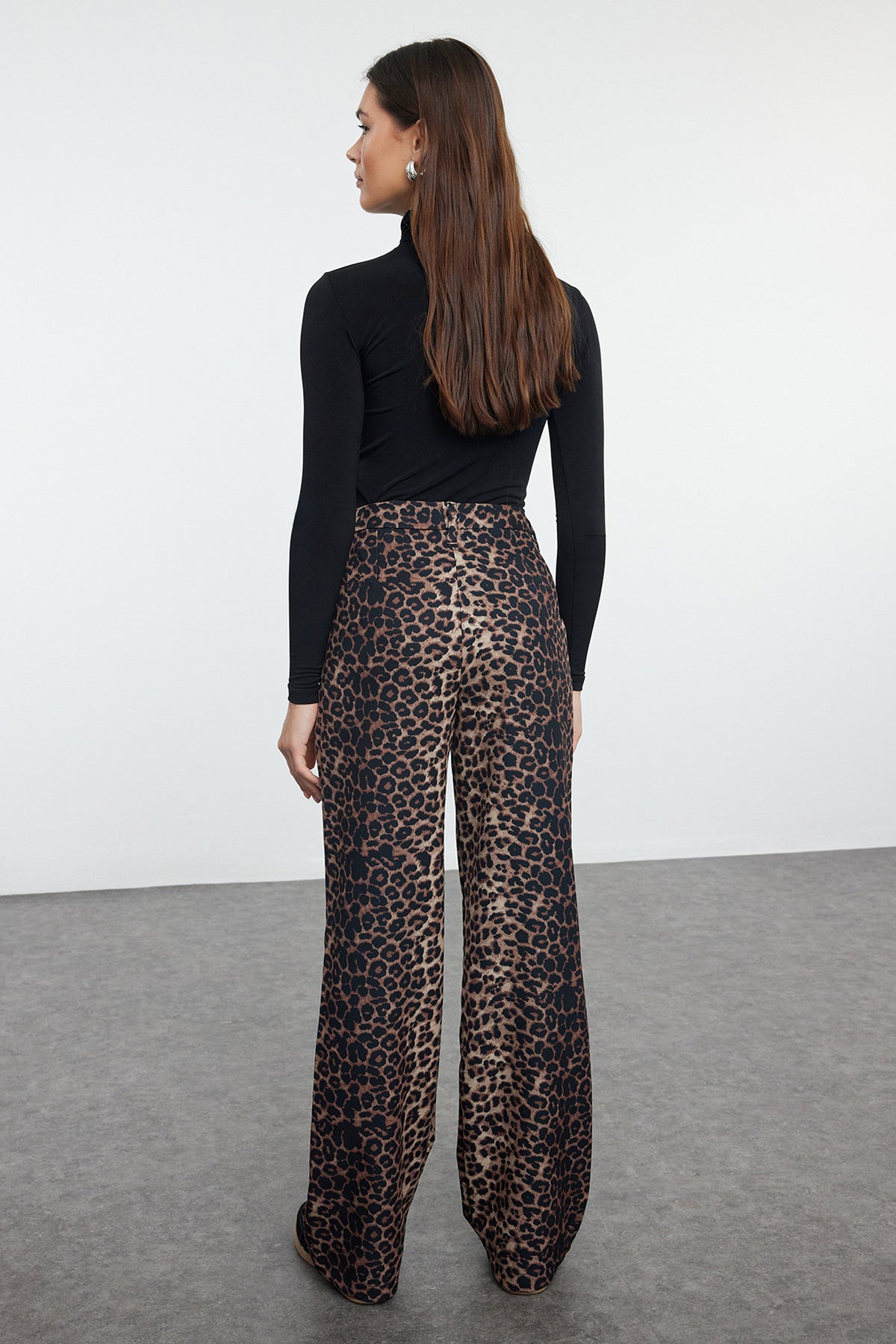 Pantalone TWOAW25PL00030 - braon [djesi-src-2218a4820a9487cbc47ed232ebc7c80a8c38537a79541d3b6c0792f84096d7fd]