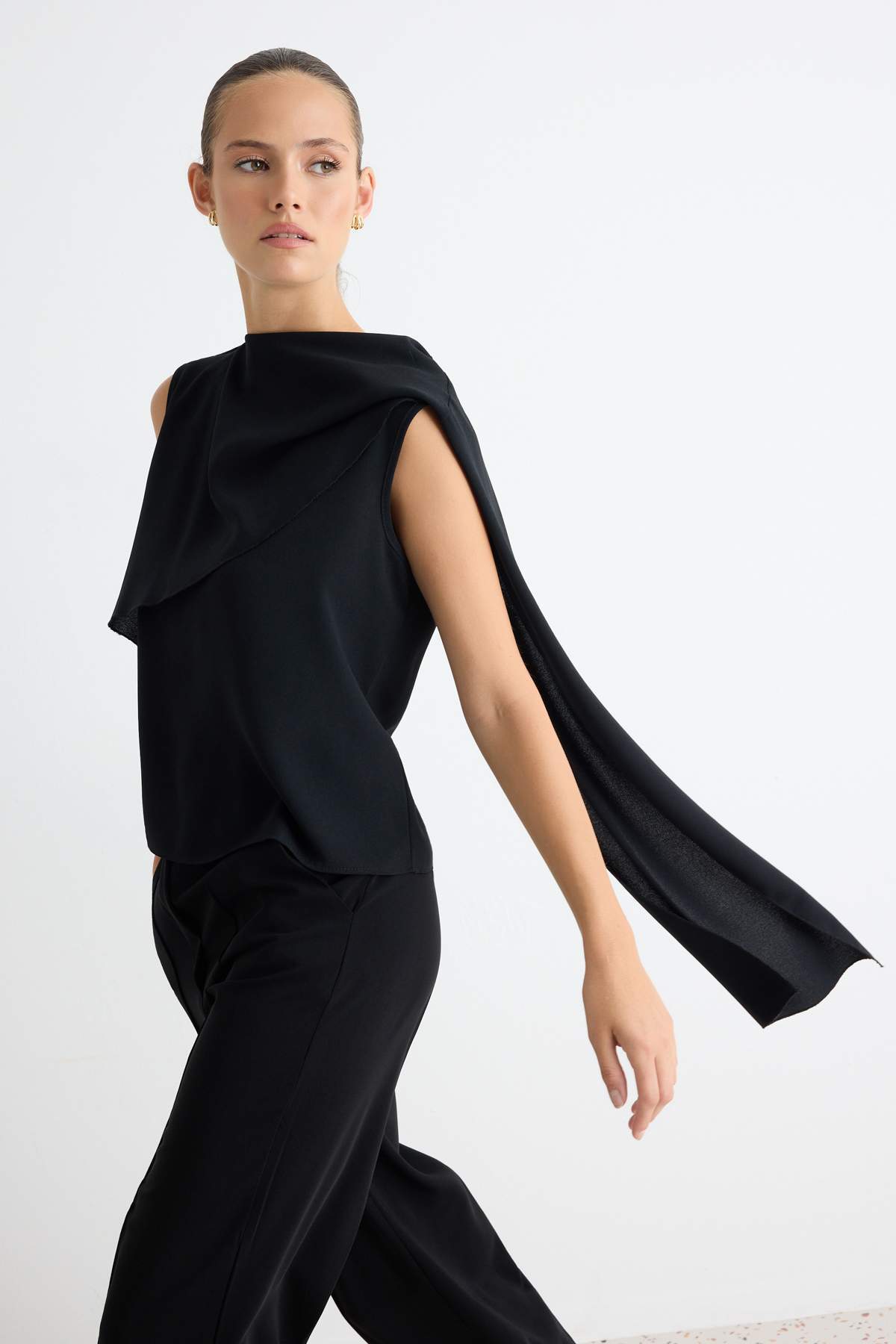 Bluze TWOAW27BZ00231 - crna