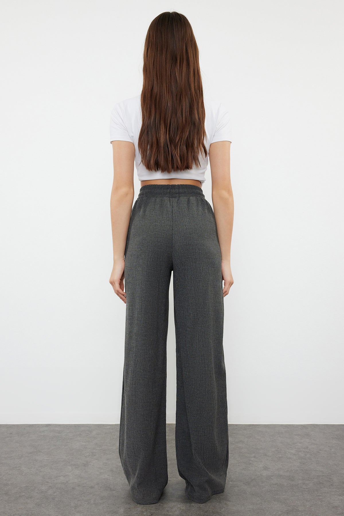 Pantalone TWOSS24PL00054 - siva [djesi-src-8cd44d4457edef8ecf6005cf95b1687f35557f609b3804c69feb420719aebfa0]