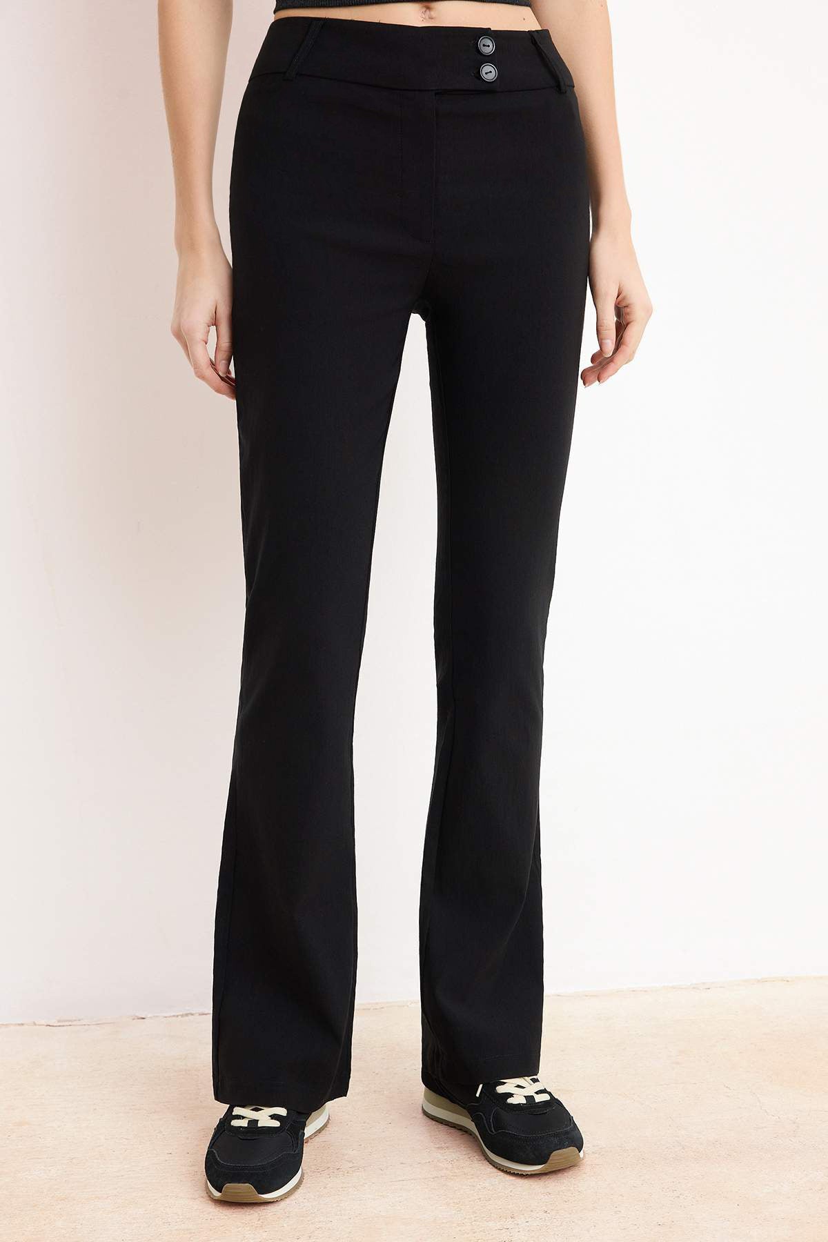 Pantalone TWOSS26PL00006 - crna [djesi-src-58210efa3a99cdeb38acc79054a66262abc0249eebc517681612bbb1da597ebd]