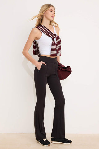 Pantalone TWOSS26PL00078 - crna [djesi-src-1cc1879e41dd294a0765dbf498e815b0b5bf670baf7b4a7fcdc8ab53429763d2]