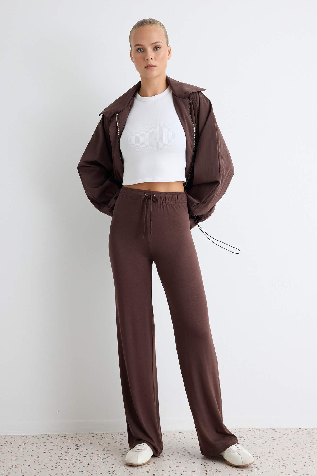 Pantalone TWOAW27PL00070 - braon [djesi-src-9160d1d41a7ccaa4dcf306b54e9402367a1d2b8aa56d93f080743b0d55e6fd23]