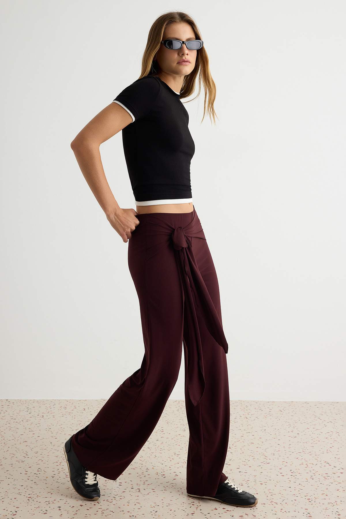 Pantalone TWOSS26PL00244 - braon [djesi-src-8ba64b1050940188ec6681d3c8b5ac3916cb0fe5053bcaa8ccb44eefc5789abf]