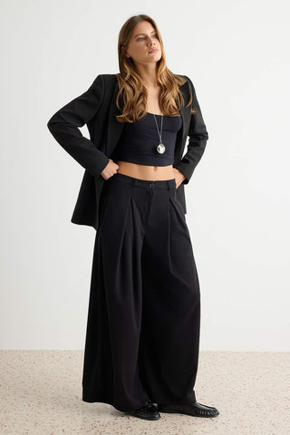 Pantalone TWOAW27PL00049 - crna [djesi-src-6050cac27da00b810354017cafa5cc803f0123134f265745f1c68f418fcfac69]