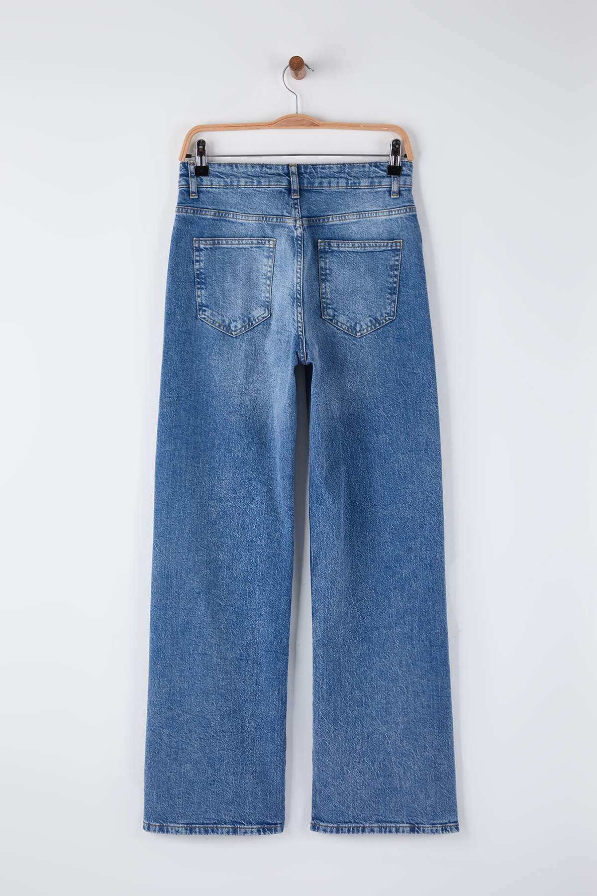 Farmerke TWOAW26JE00252 - plava