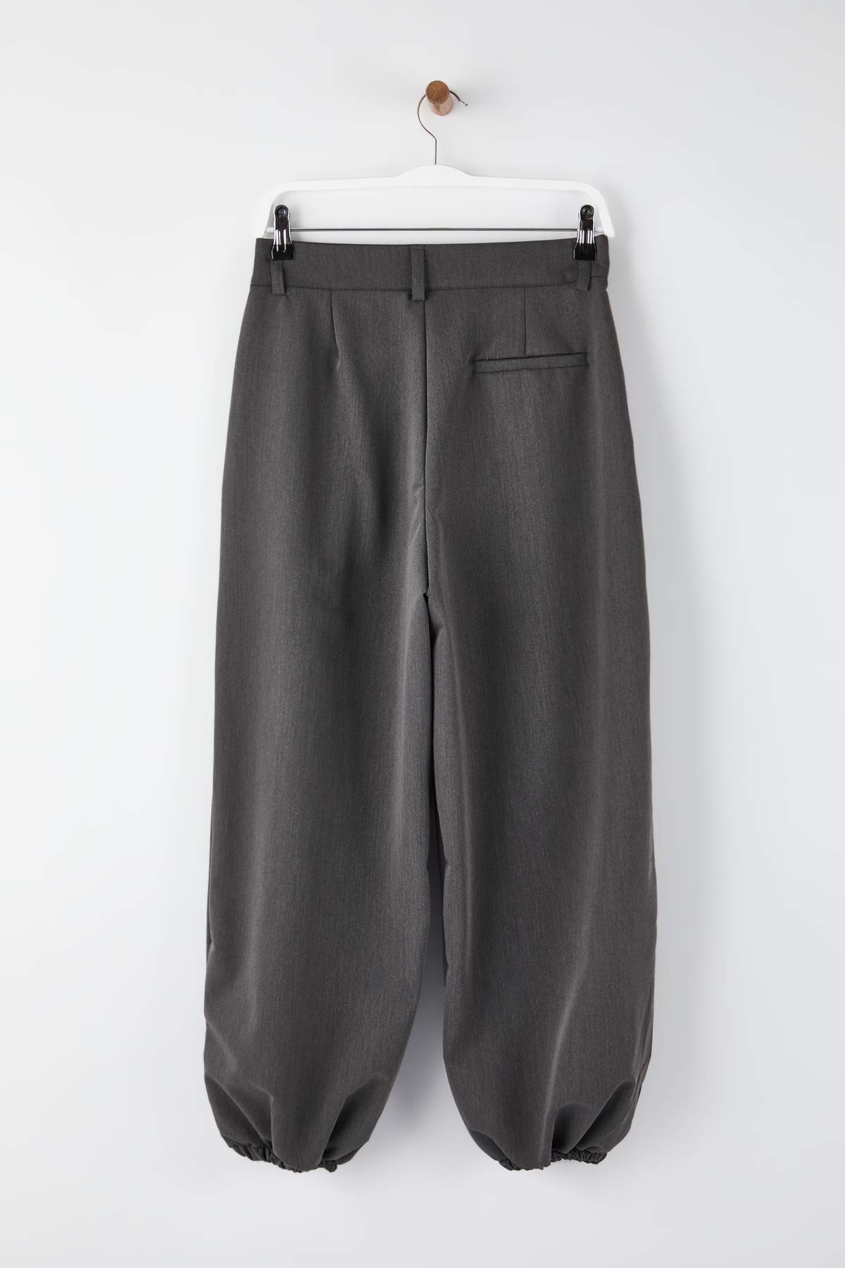 Pantalone TWOAW26PL00169 - siva [djesi-src-4483756723ff54fbf8a0407ddaeba5efe8286f474d14934e4f3a9d53829a0710]