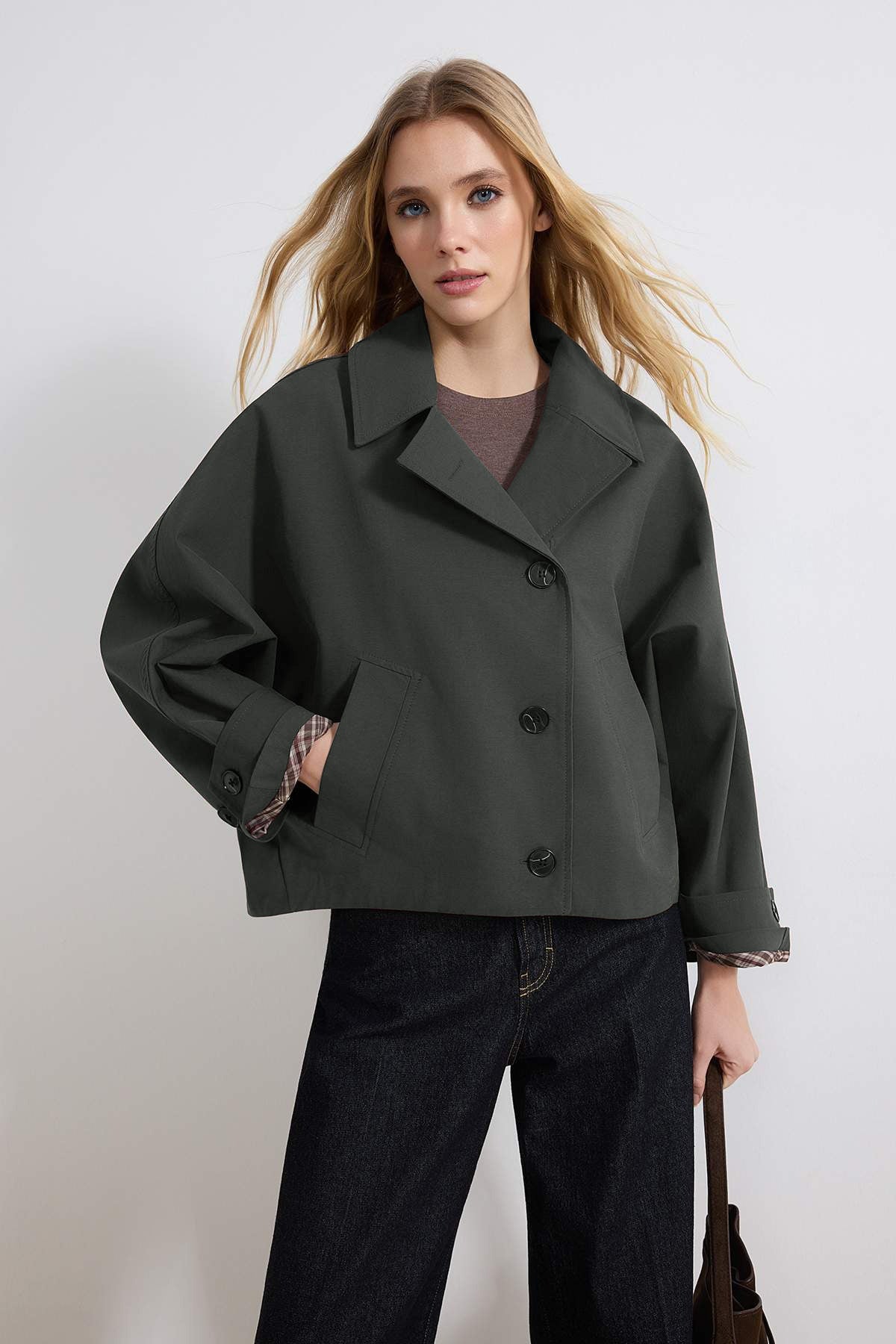 Kaputi TWOSS26MO00013 - khaki [djesi-src-86c95adf6b420d298003555d9e2bed5083db1ea16b27464c574f4040c12c6c01]