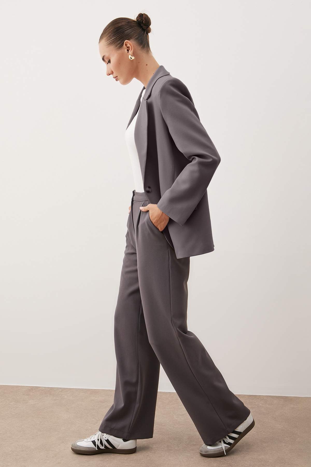 Pantalone TWOAW22PL0139 - siva [djesi-src-e6fa49a6bc07dbbb47feb041d8421889d9e04c15ce64a84ae16e511e3e056c01]