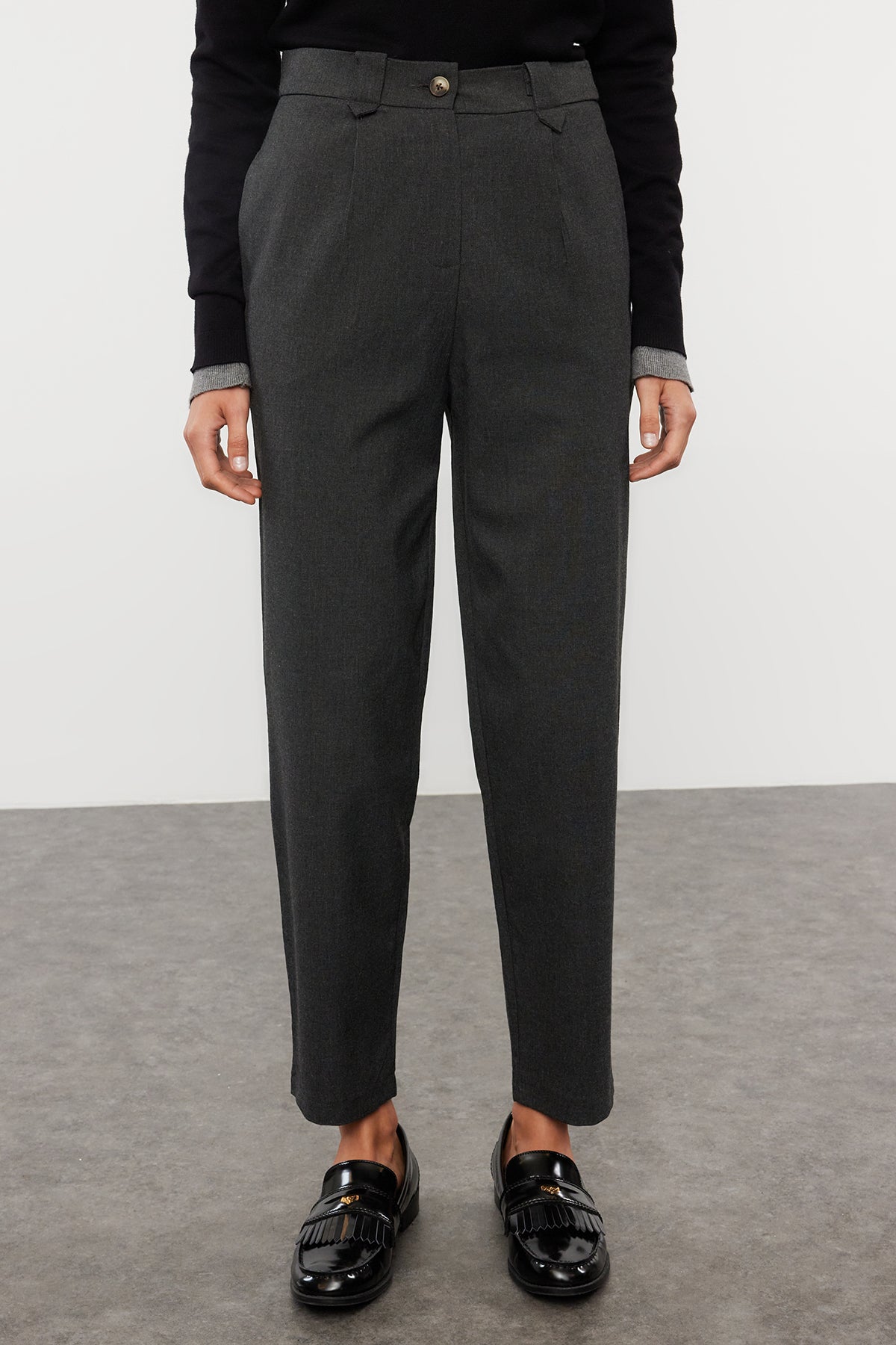 Pantalone TWOSS22PL0280 - siva 2 [djesi-src-8bad372f67e4a9247a77b546a054723495b84b3d5a92c2bc1876925e16265a8b]