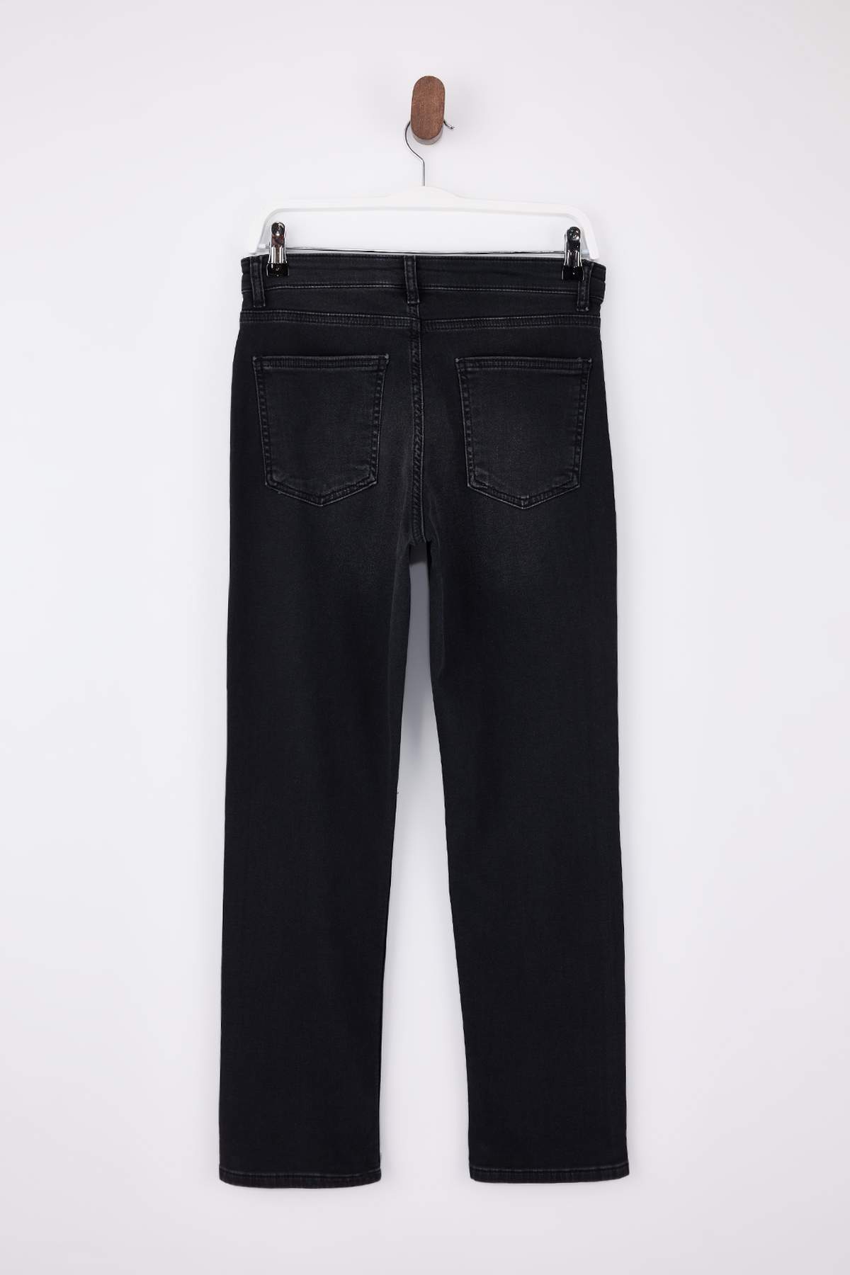 Farmerke TWOSS26JE00104 - crna