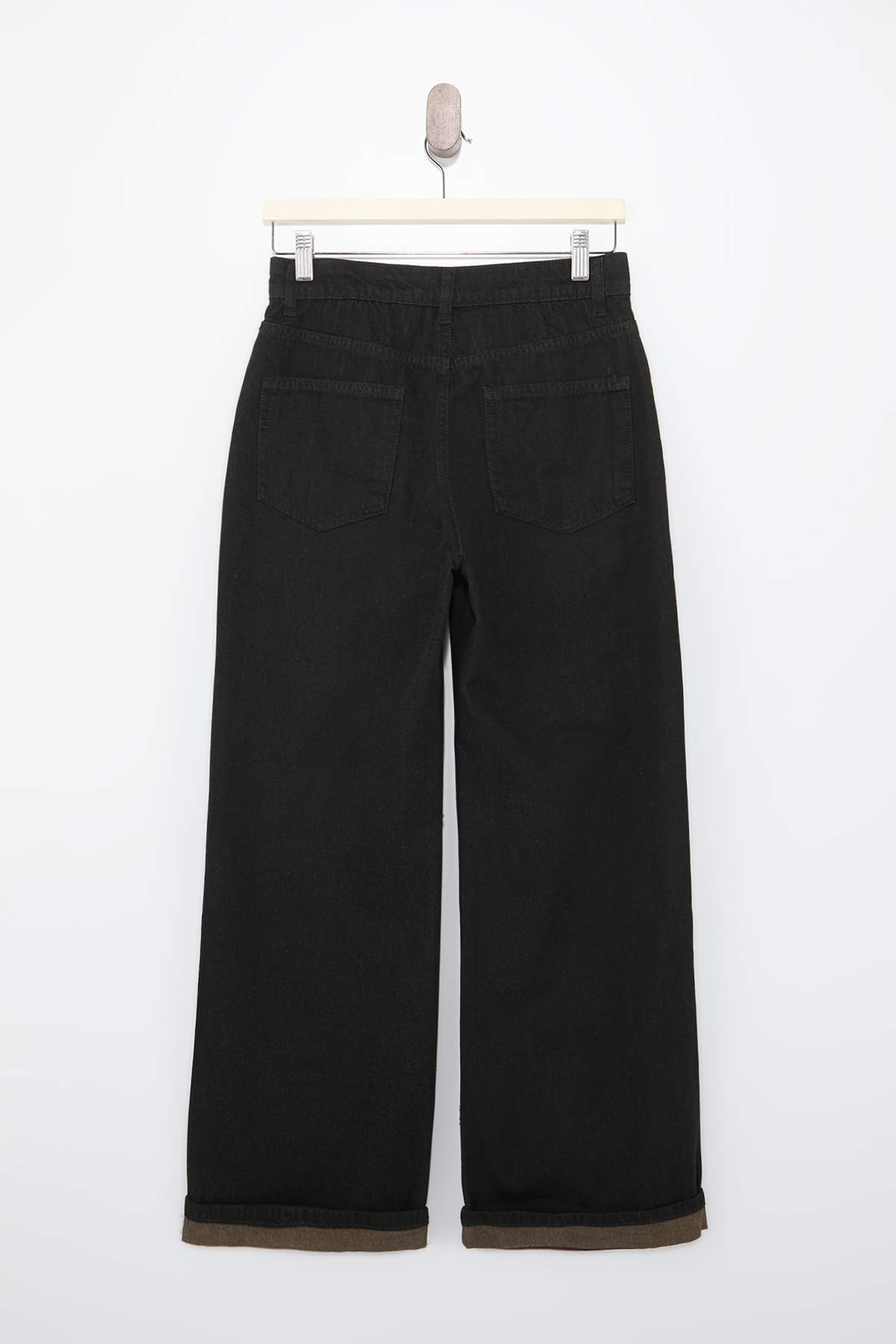 Farmerke TWOSS26JE00083 - crna
