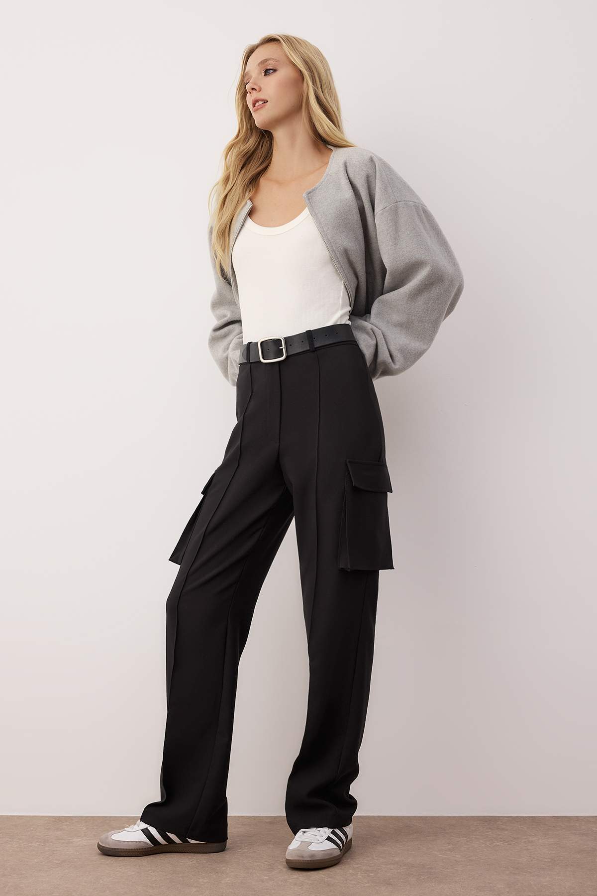 Pantalone TWOAW22PL0343 - crna [djesi-src-8220dcd6b738ec5f4d6643274049e69527dbddf55b088e6aec175062d034c927]