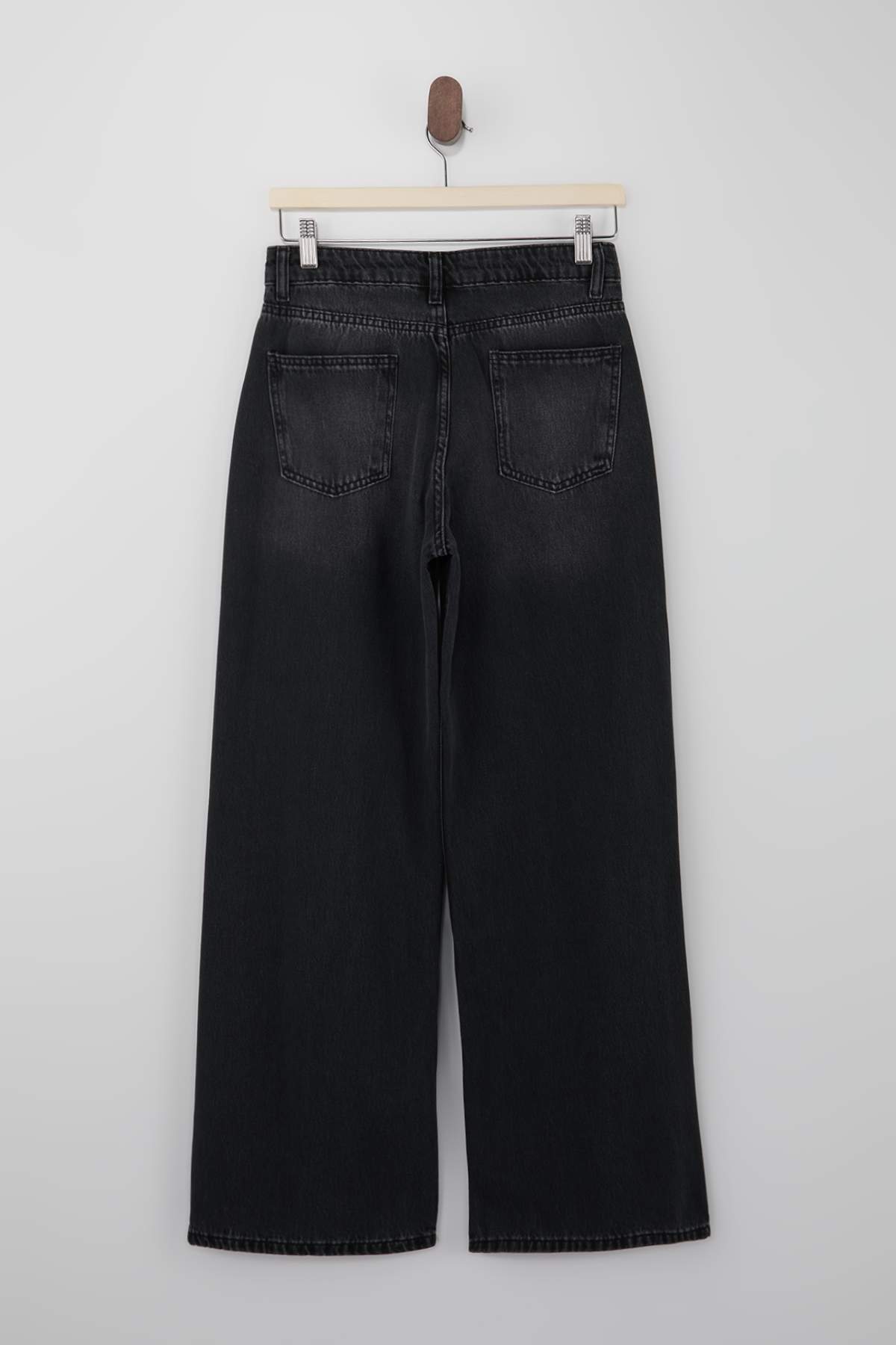 Farmerke TWOSS26JE00129 - crna