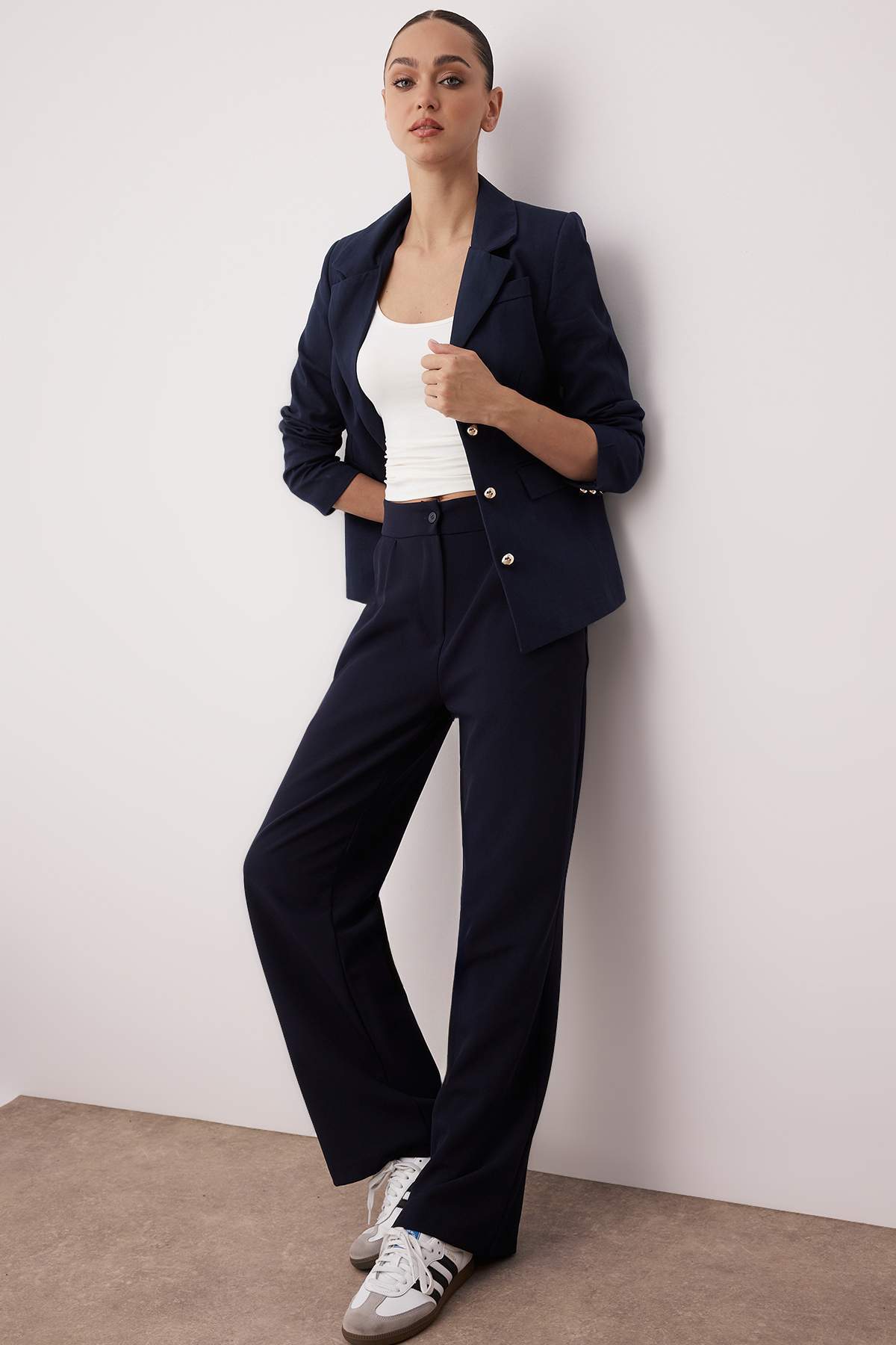 Pantalone TWOAW22PL0139 - teget [djesi-src-6f74bc425405e12543deb20365eef92425dfb27df67ab7aab6f4c7d02aa793fb]