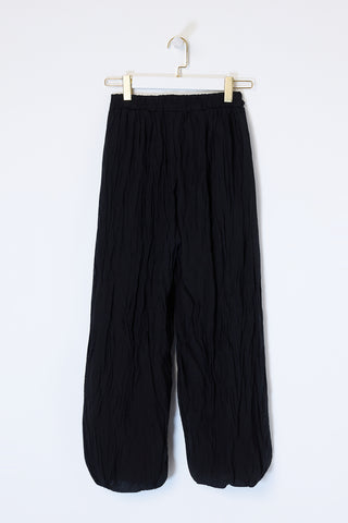 Pantalone TDRSS26PL00004 - crna [djesi-src-a221e7d27f40c8d9208db0ccc1ae5562212029ecf72925457049cad9160e82aa]