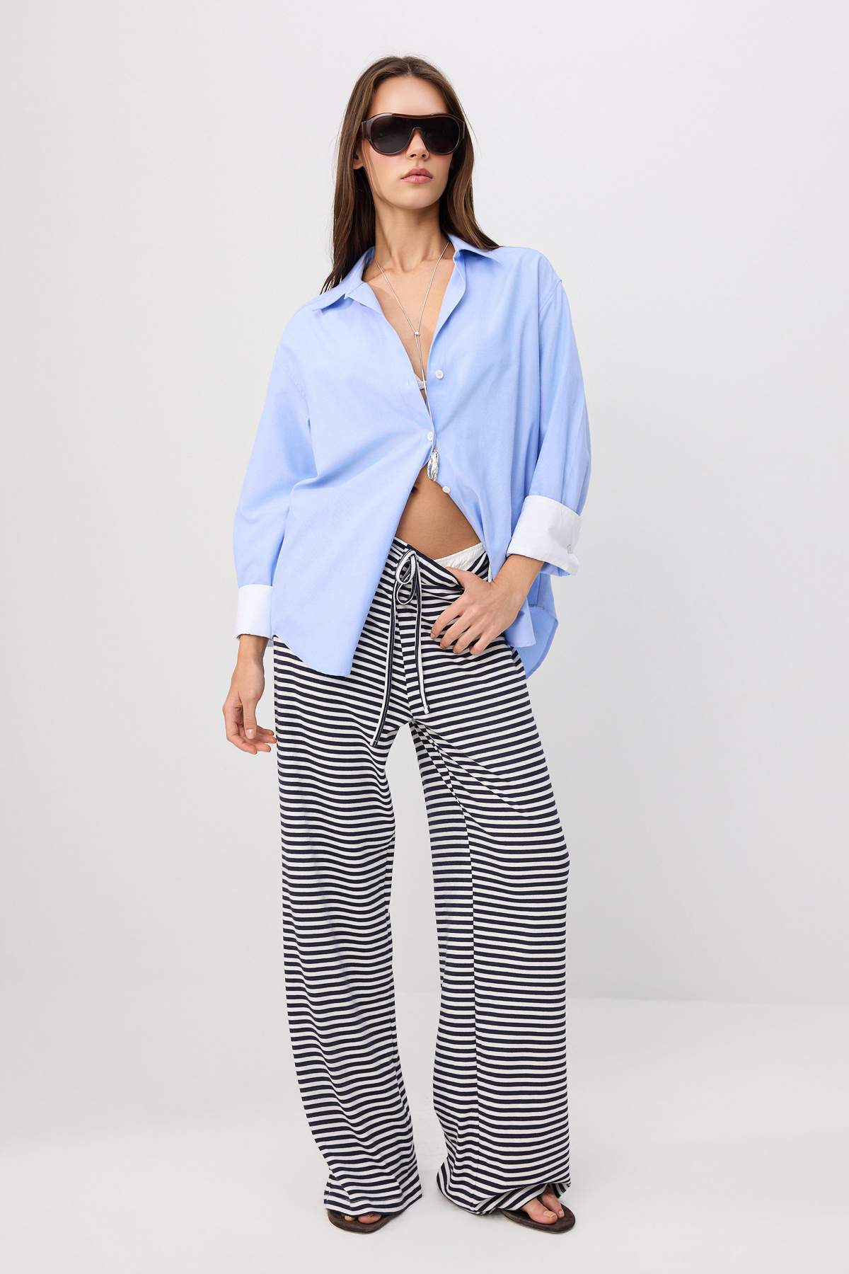 Pantalone TWOSS26PL00187 - teget [djesi-src-e76705b15773ba6d271f3c7b5d4110877c8b65a7ec7b4fd14790e5a8d8ca40a2]