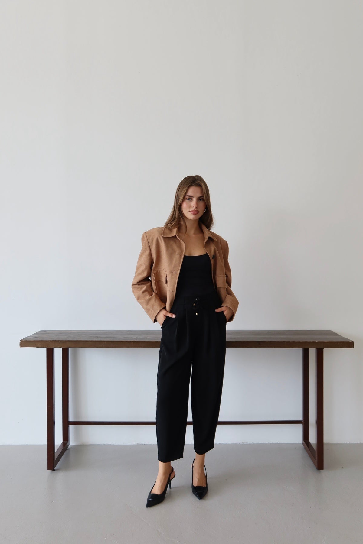 Pantalone TWOSS25PL00126 - crna [djesi-src-a1e4b0615fcf22498999c0f2bde67076de3fd8a20478fc6109ebe480fe0cad06]