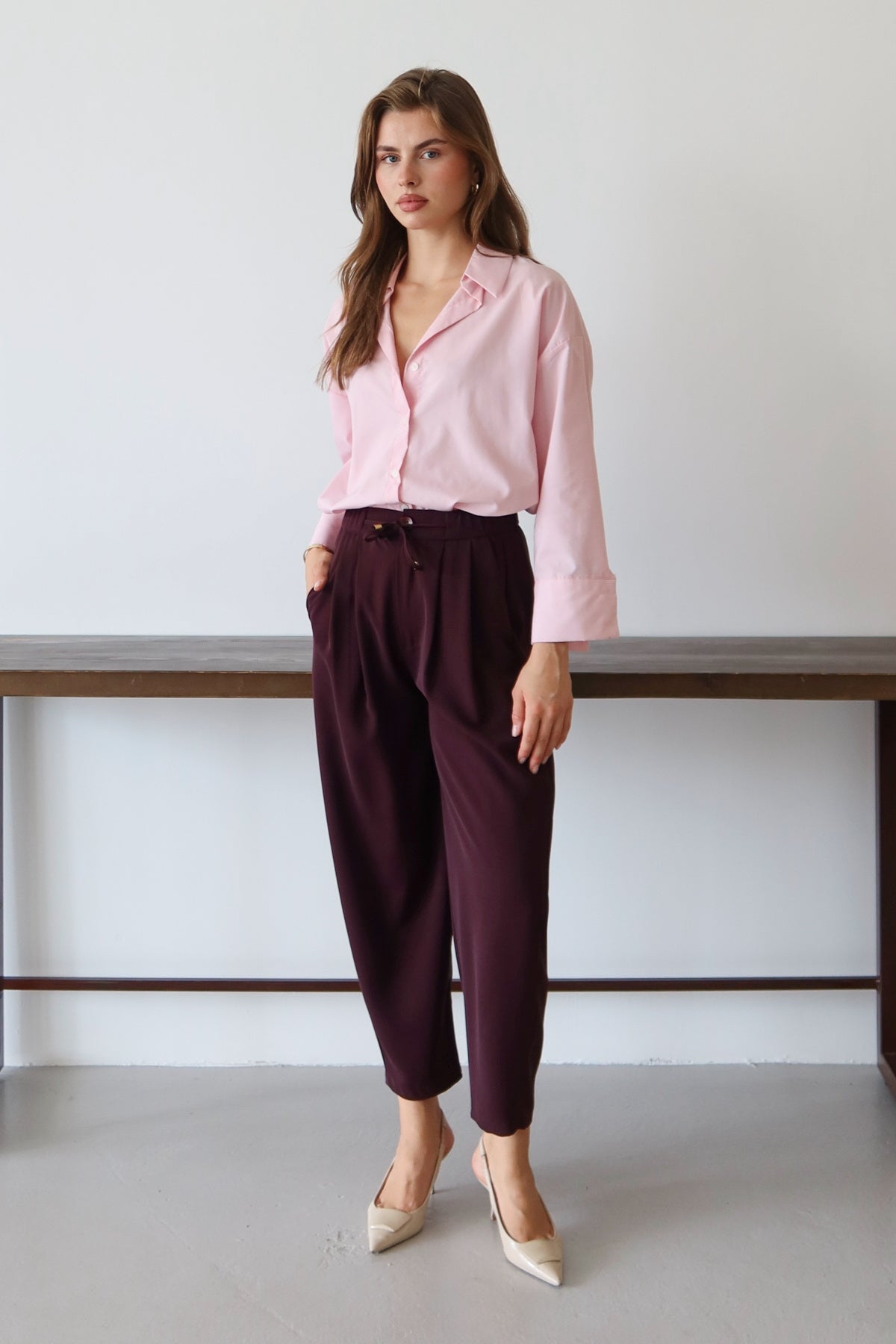 Pantalone TWOSS25PL00126 - šljive [djesi-src-8ec429d7b727f6e080a98eb42ee7296682c3640bf5ad5c1c8d8bbcfe089d3a26]