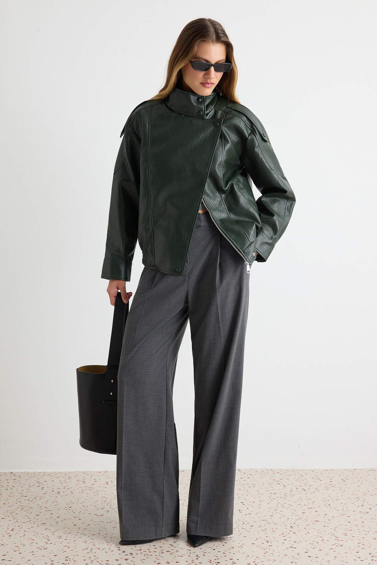 Kaputi TWOAW27MO00042 - khaki [djesi-src-83b8548c11f1cd339ef511e92146bde8706c066da4dd37d61919ea086b8d8d9d]