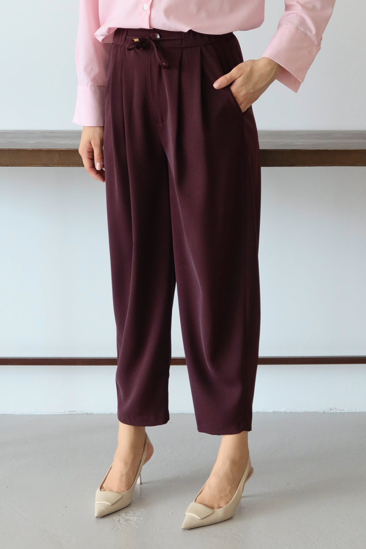 Pantalone TWOSS25PL00126 - šljive [djesi-src-9851858ae6e78c89ab2190bc7633986e9160f6dbbd8737e1c1d2859f24449df1]