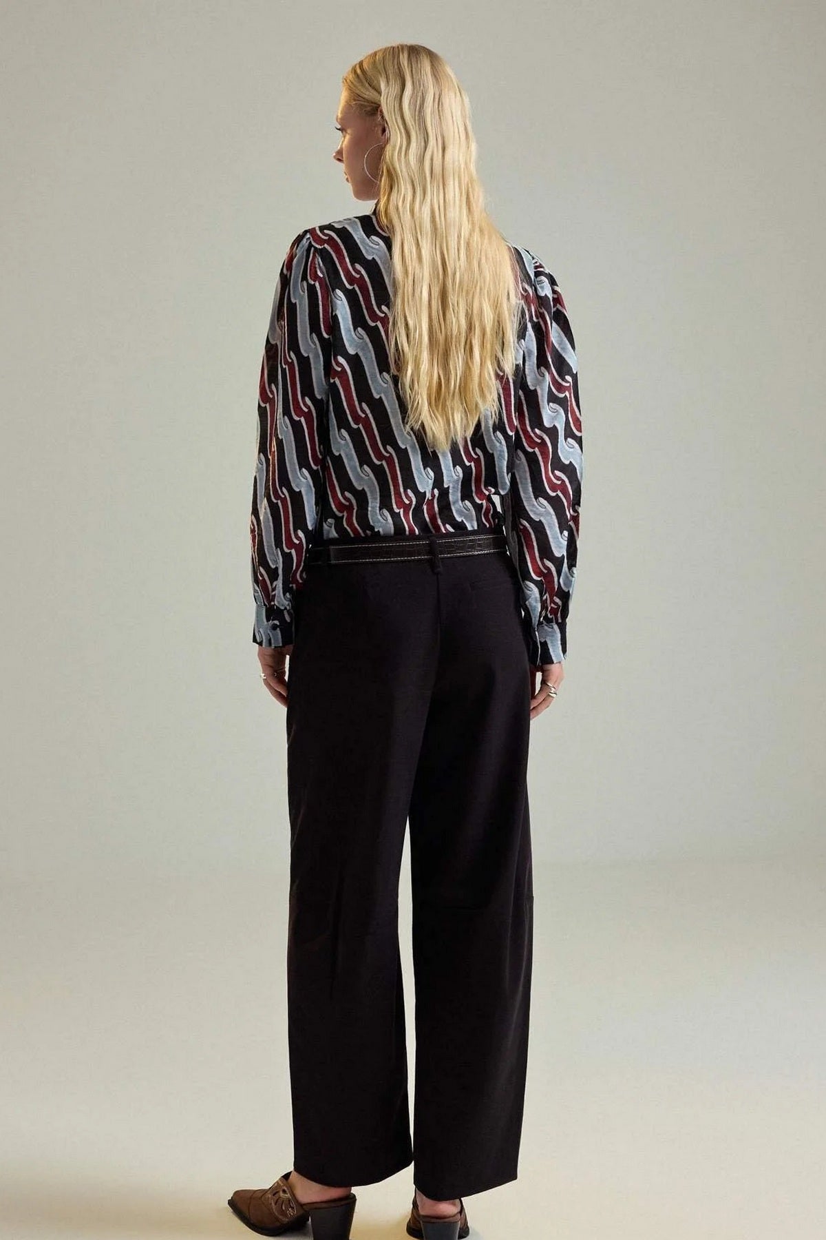 Pantalone TWOAW27PL00115 - braon [djesi-src-8b51d5ef94fc7ddb930328caa268709248325071e4d815748ddfc3dc1bc98a36]