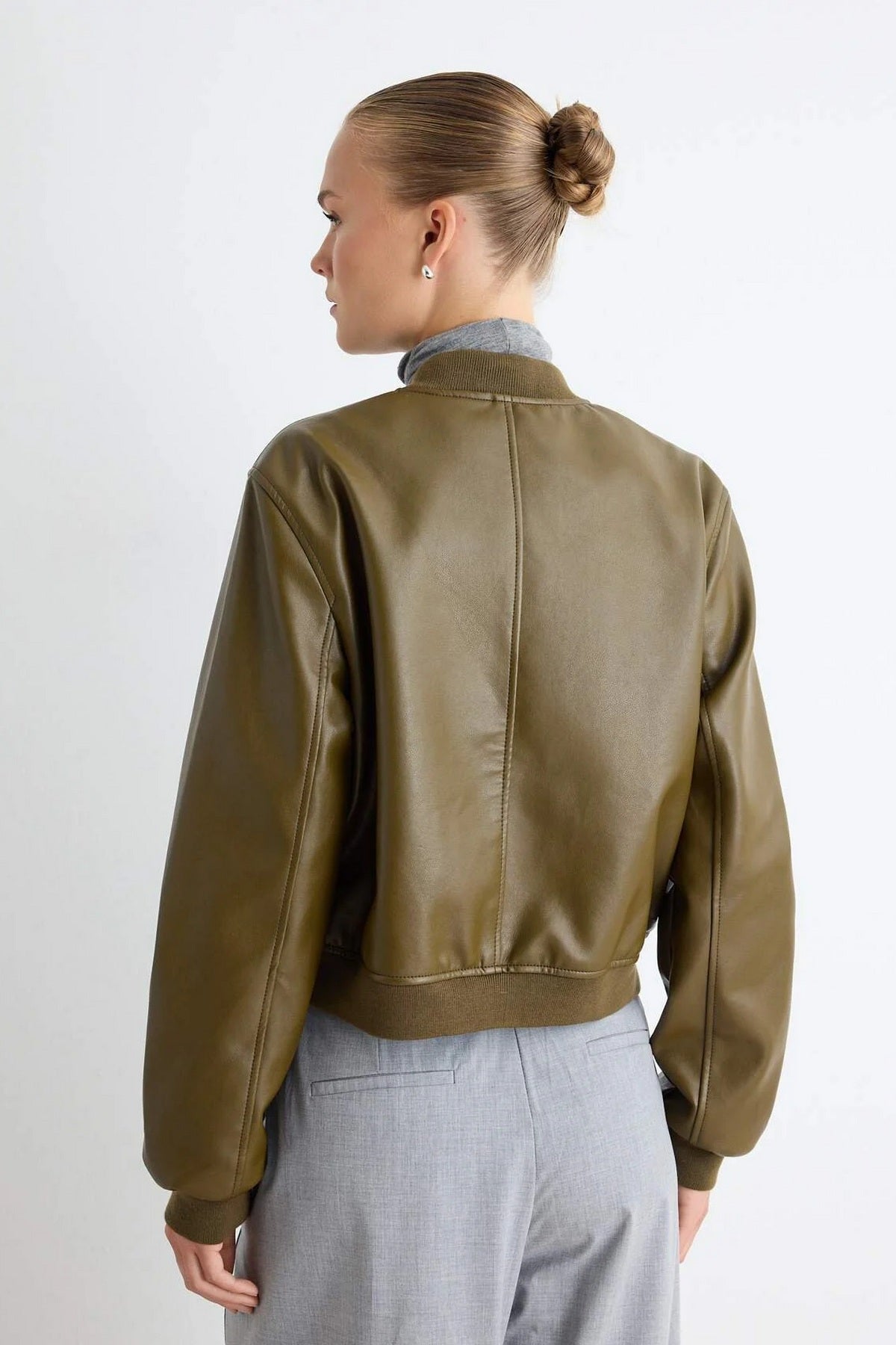 Kaputi TWOAW26MO00084 - khaki [djesi-src-794768bf5682a917635b641af46ec57f67c63b962bba2aa6a422ff8c5f5904af]