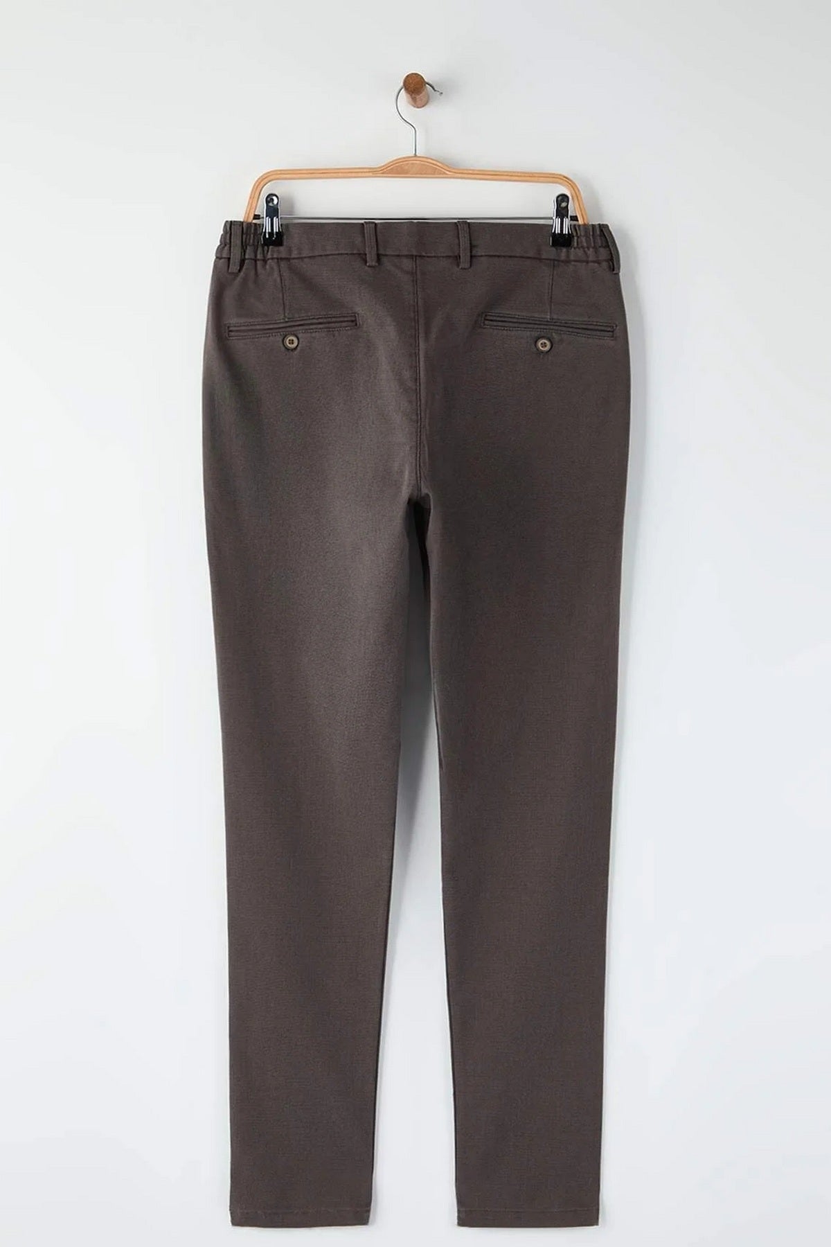 Pantalone TMNAW26PL00007 - braon [djesi-src-0c8ff2e9dac22b519170800375b563f3499f30796a94ef2dcd108df613f2fc85]