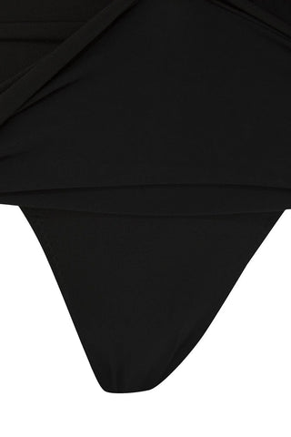 Donji dio bikinija TBESS25BA00044 - crna [djesi-src-a93a4338fbc7f1d254ad21fe0fe711d8d8addeb87297336c008fafa750402f53]
