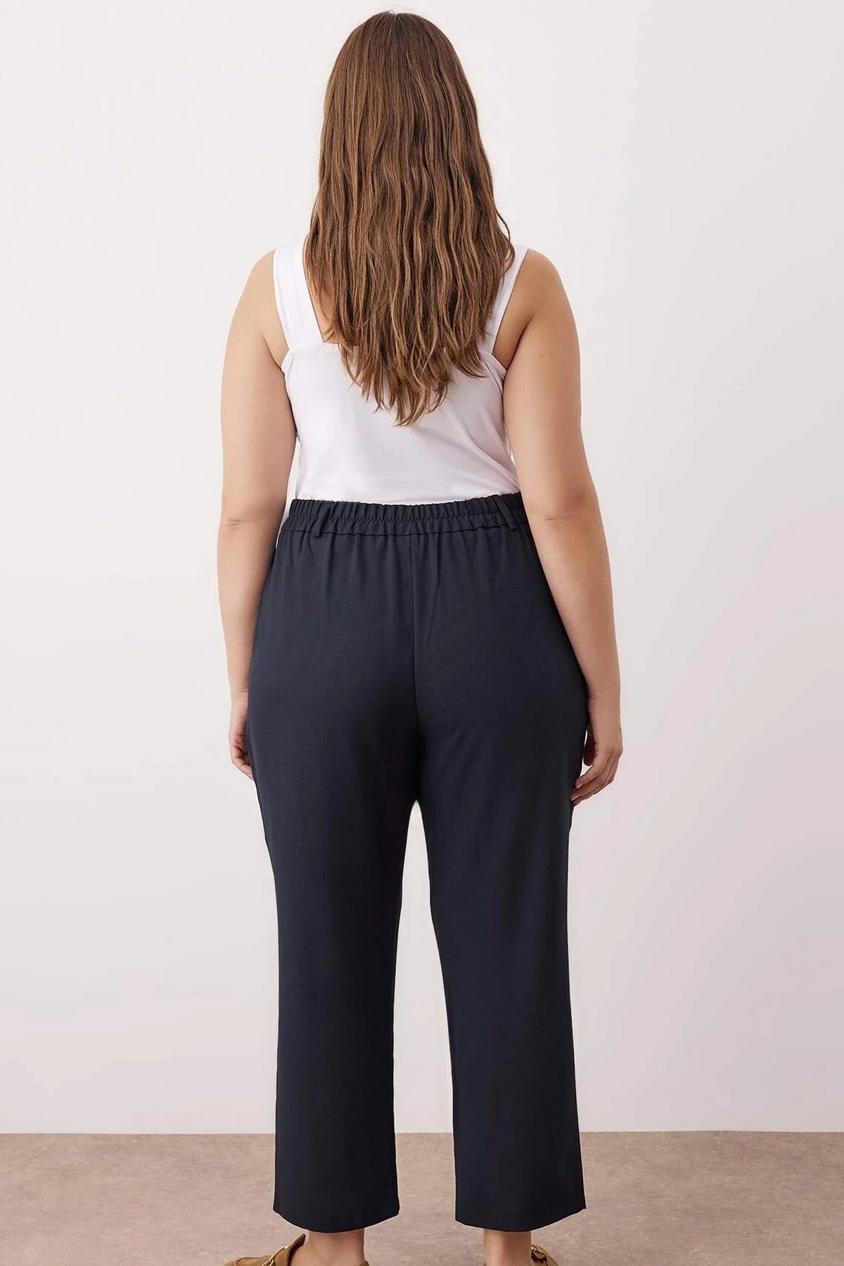 Pantalone TBBAW26AR00012 - teget [djesi-src-8a35850bc313d4c5de95eb9d2489fbc840b6e6581a0ca72447ed36a9a1a7a6a1]