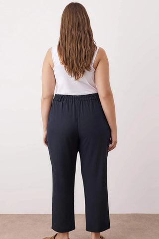 Pantalone TBBAW26AR00012 - teget [djesi-src-8a35850bc313d4c5de95eb9d2489fbc840b6e6581a0ca72447ed36a9a1a7a6a1]