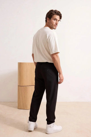 Pantalone TMNSS26PL00025 - crna [djesi-src-43ca60fa194b5ce64c53645b006cb02afb3798baa2b50ebb4d07885b52a92b00]