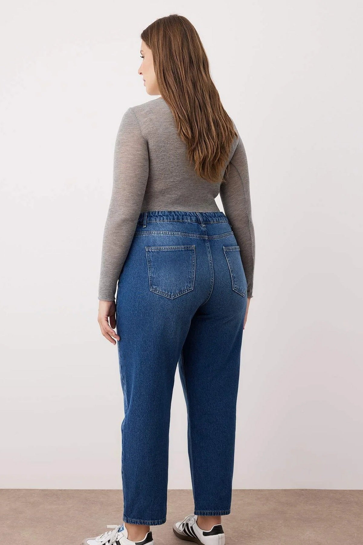 Jeans TBBAW24CJ00050 - plava [djesi-src-80a49cc805708141507a2674834be7debfe33abbd8cd4498798bb32d449ee955]
