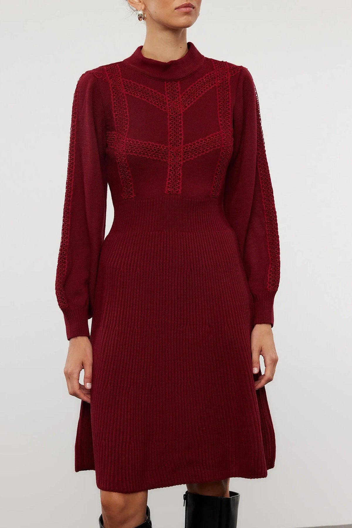 Haljine TWOAW22EL0011 - bordo [djesi-src-ff38fd1335ffaa343e5513994b74c0808bc1dd20aebc22572cd747d667db6218]