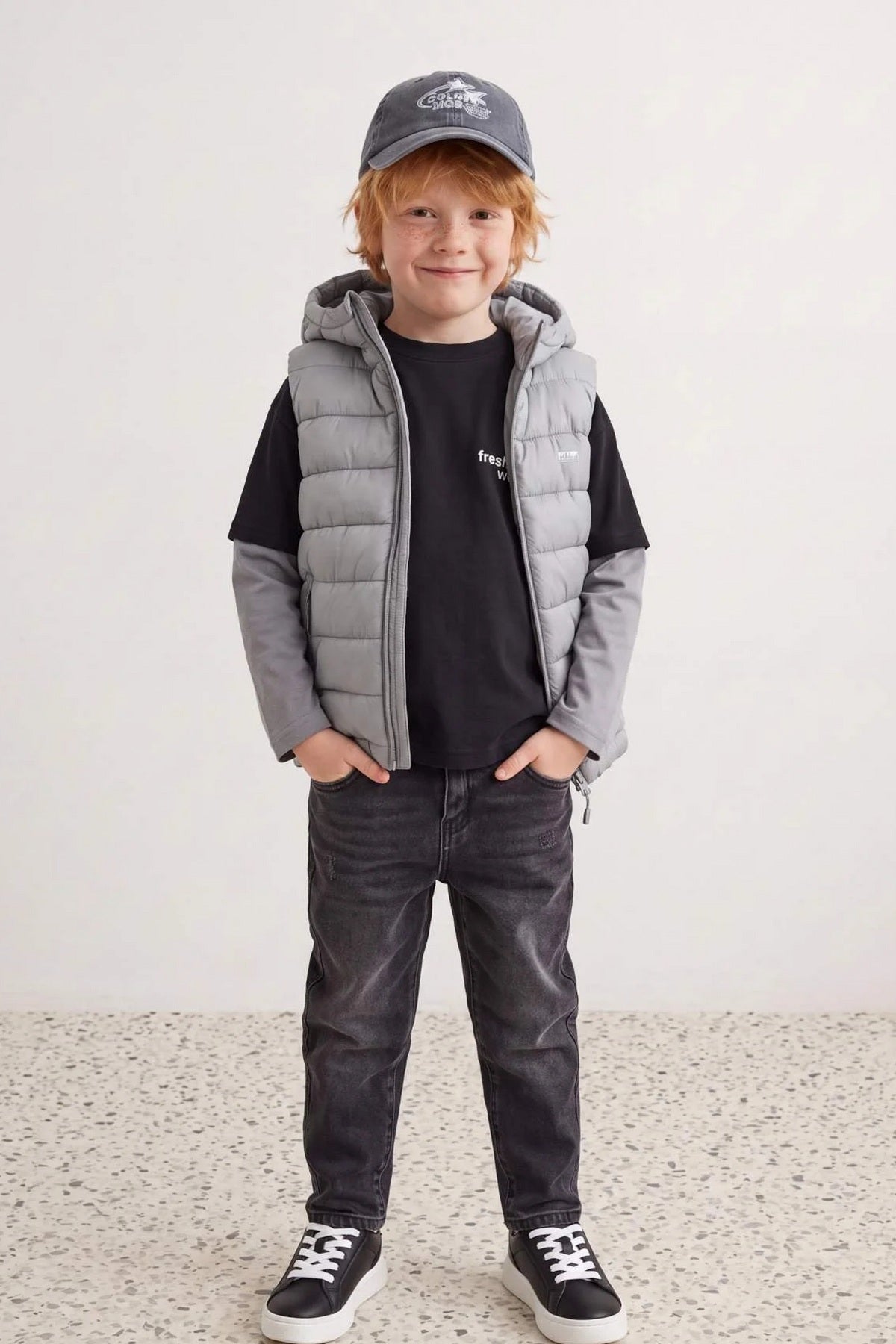 Pantalone TKDSS24PL00005 - siva [djesi-src-363d1b480b95c0eb60dea8ac00ec650de40dd46d11629d48655b3f28b7861d31]