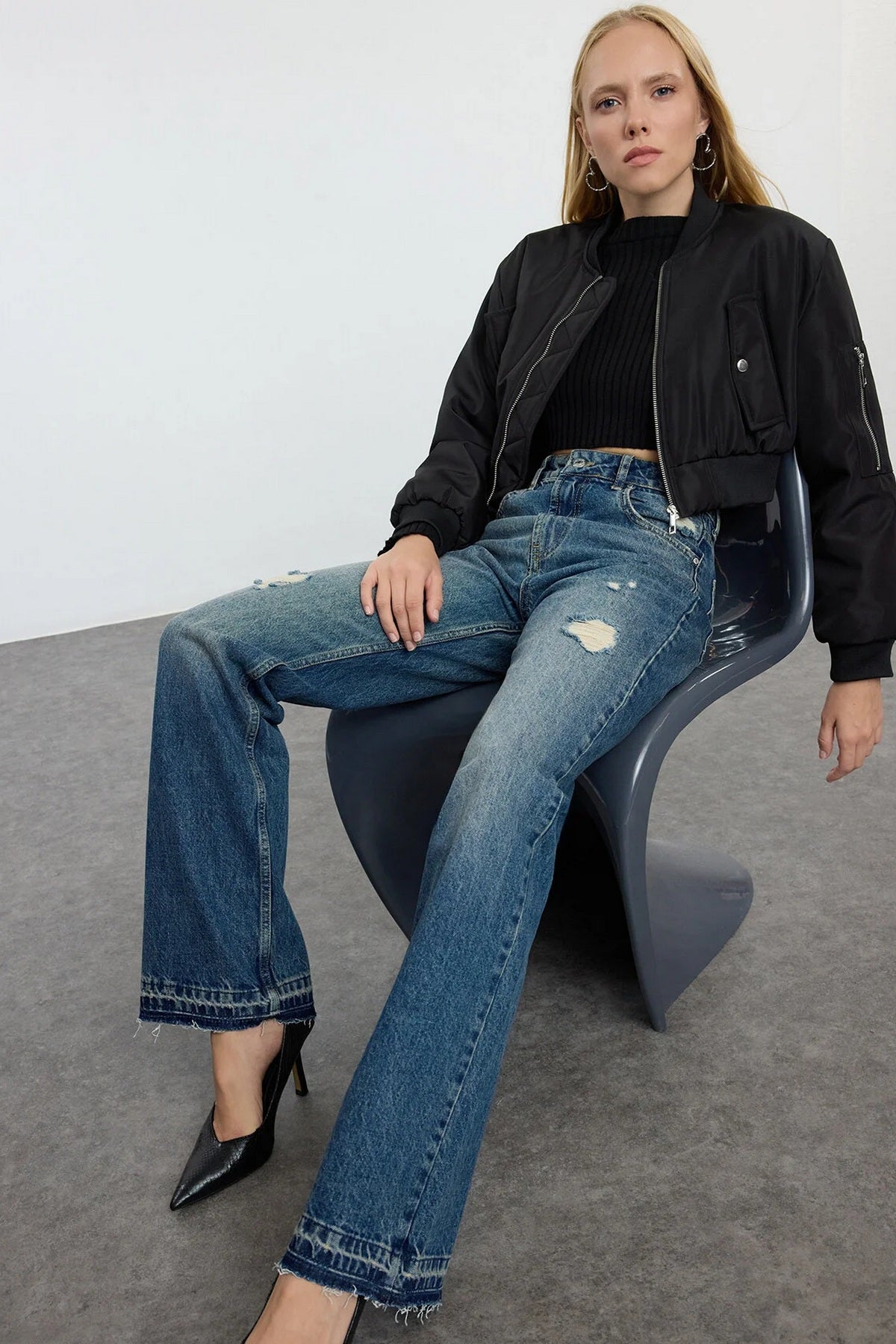 Jeans TWOAW25JE00203 - plava [djesi-src-506e3f5189ddd66b3575afc82e488659ec532b3363bb472691b5b3de3d2d1dce]